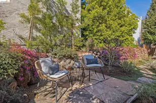 900 Rosemount Rd, Oakland, CA 94610 - Photo 57