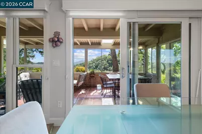 2100 Skycrest Dr #12, Walnut Creek, CA 94595 - Photo 31