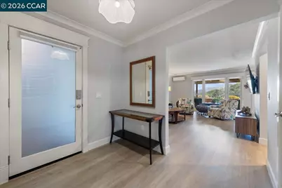 2100 Skycrest Dr #12, Walnut Creek, CA 94595 - Photo 7
