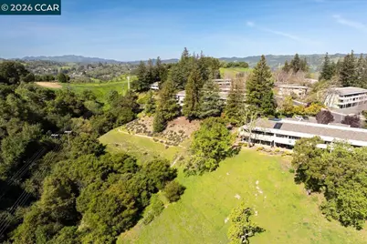 2100 Skycrest Dr #12, Walnut Creek, CA 94595 - Photo 59