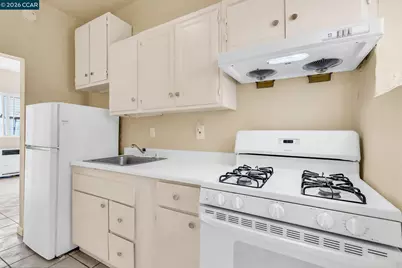 2150 35th Ave, Oakland, CA 94601 - Photo 21