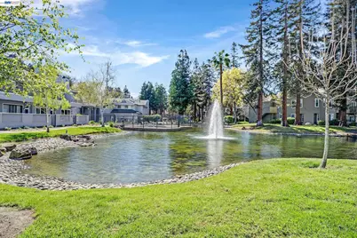 210 Sunspring Ct, Pleasant Hill, CA 94523 - Photo 27