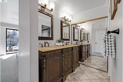 210 Sunspring Ct, Pleasant Hill, CA 94523 - Photo 23