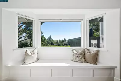 31 Ascot Place, Moraga, CA 94556 - Photo 13