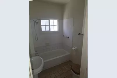 5432 Bancroft Ave, Oakland, CA 94601 - Photo 9