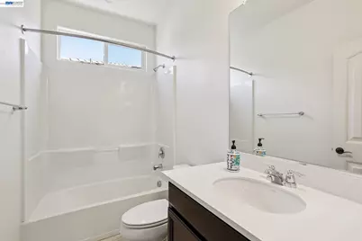 510 Albertina Ave, Mountain House, CA 95391 - Photo 23