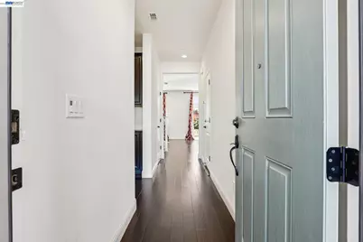 510 Albertina Ave, Mountain House, CA 95391 - Photo 3