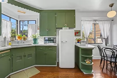 3024 Fernside Blvd, Alameda, CA 94501 - Photo 11