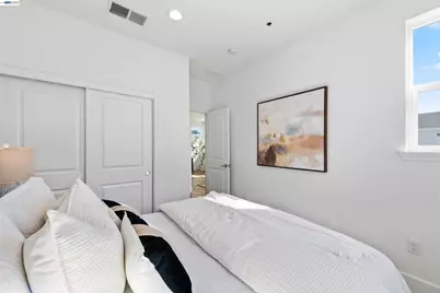 5509 Holly Bay Ave, Dublin, CA 94568 - Photo 29