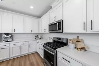 5509 Holly Bay Ave, Dublin, CA 94568 - Photo 5