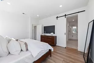 5509 Holly Bay Ave, Dublin, CA 94568 - Photo 15