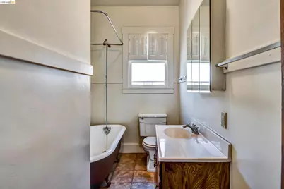 1822 Clinton Ave, Alameda, CA 94501 - Photo 37