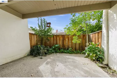 10439 Mary Ave, Cupertino, CA 95014 - Photo 23