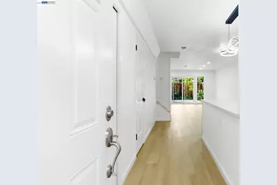 10439 Mary Ave, Cupertino, CA 95014 - Photo 5