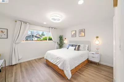 35290 Farnham Dr, Newark, CA 94560 - Photo 25