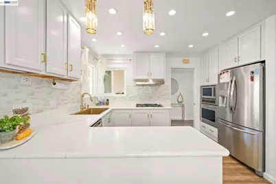 35290 Farnham Dr, Newark, CA 94560 - Photo 19