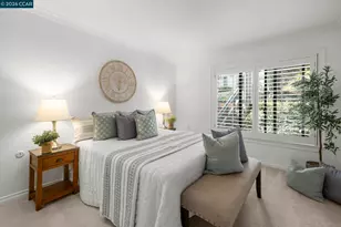 1160 Rockledge Ln, Walnut Creek, CA 94595 - Photo 17