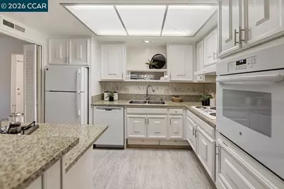 1150 Canyonwood Ct #1, Walnut Creek, CA 94595 - Photo 7