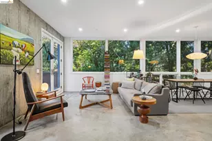 8210 Skyline Blvd, Oakland, CA 94611 - Photo 7