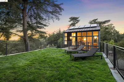 8210 Skyline Blvd, Oakland, CA 94611 - Photo 1