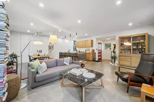 8210 Skyline Blvd, Oakland, CA 94611 - Photo 13