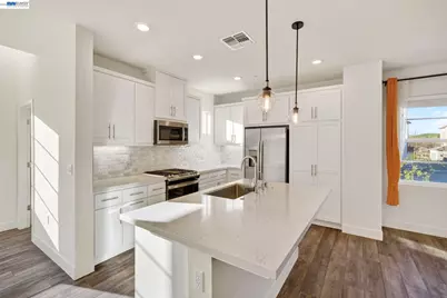 6065 Bullion Ln, Dublin, CA 94568 - Photo 5