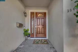 2045 McMillan Ct, Martinez, CA 94553 - Photo 5