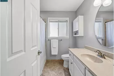 2045 McMillan Ct, Martinez, CA 94553 - Photo 25