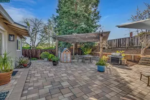 2045 McMillan Ct, Martinez, CA 94553 - Photo 29