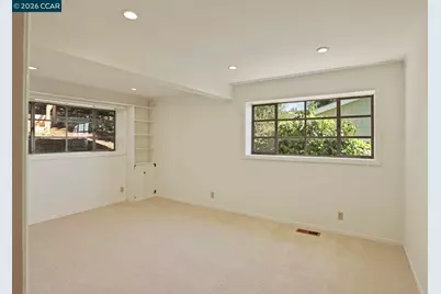 5716 Merriewood Drive, Oakland, CA 94611 - Photo 17