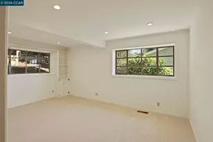 5716 Merriewood Dr, Oakland, CA 94611 - Photo 17