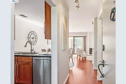 1149 Bismarck Ln, Alameda, CA 94502 - Photo 5