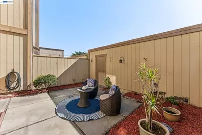 1149 Bismarck Ln, Alameda, CA 94502 - Photo 37