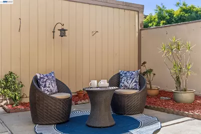 1149 Bismarck Ln, Alameda, CA 94502 - Photo 35