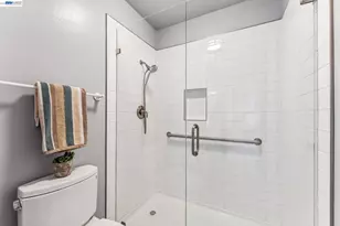 1149 Bismarck Ln, Alameda, CA 94502 - Photo 27