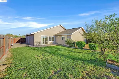 2376 Broadmoor St, Livermore, CA 94551 - Photo 31