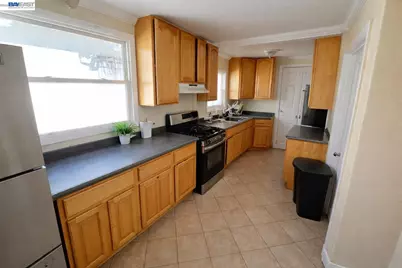 1710 Gaynor Ave, Richmond, CA 94801 - Photo 3