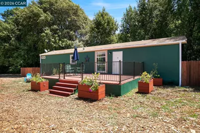 60 Hampton, Martinez, CA 94553 - Photo 11