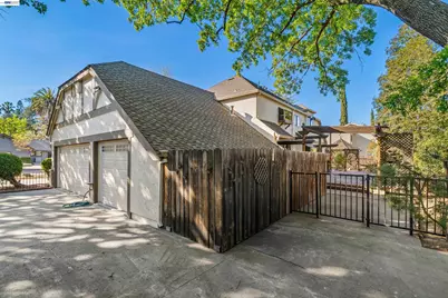 874 Mendenhall Dr, Livermore, CA 94550 - Photo 9