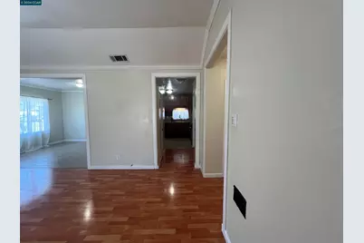 1954 48th Ave, Oakland, CA 94601 - Photo 9
