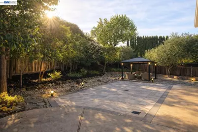 11593 Ladera Ct, Dublin, CA 94568 - Photo 49