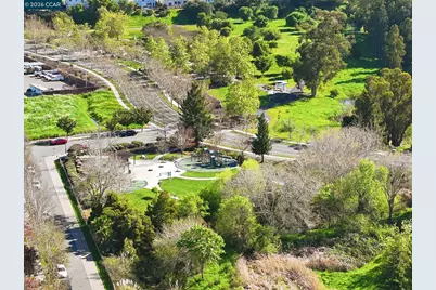 1084 Avocet Dr, Hercules, CA 94547 - Photo 59