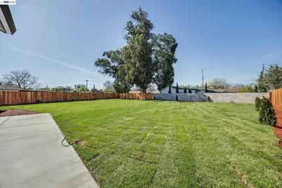 1577 Waltham Rd, Concord, CA 94520 - Photo 39