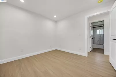1577 Waltham Rd, Concord, CA 94520 - Photo 23