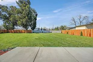 1577 Waltham Rd, Concord, CA 94520 - Photo 29