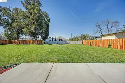1577 Waltham Rd, Concord, CA 94520 - Photo 37