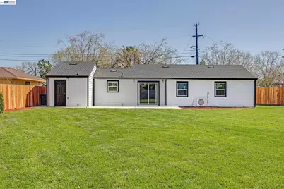 1577 Waltham Rd, Concord, CA 94520 - Photo 33
