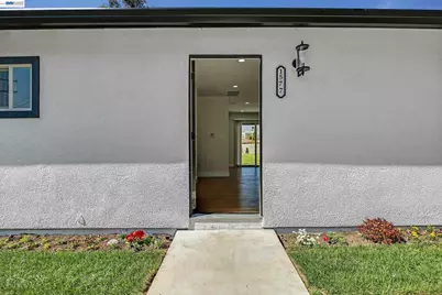 1577 Waltham Rd, Concord, CA 94520 - Photo 7