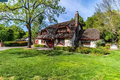 4 Wallabi Ct, Lafayette, CA 94549 - Photo 3