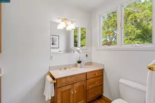 4 Wallabi Ct, Lafayette, CA 94549 - Photo 25